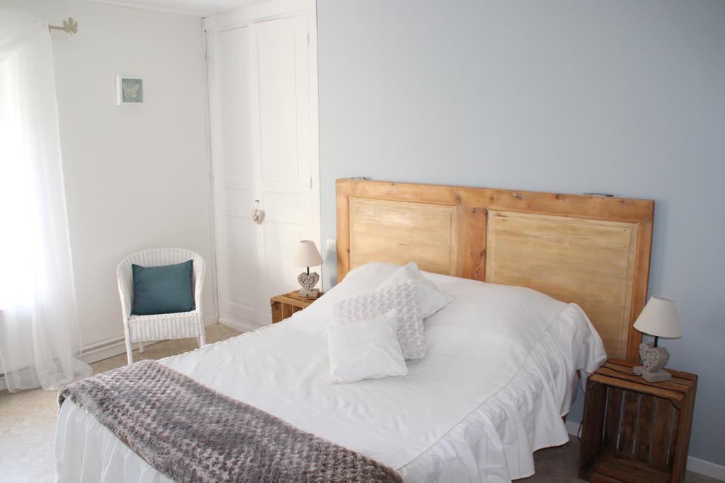 Au Repos Du Roi Bed and Breakfast Maisoncelle Εξωτερικό φωτογραφία